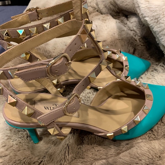 Valentino Rockstud Mid Heel Ankle strap pumps - Picture 2 of 6